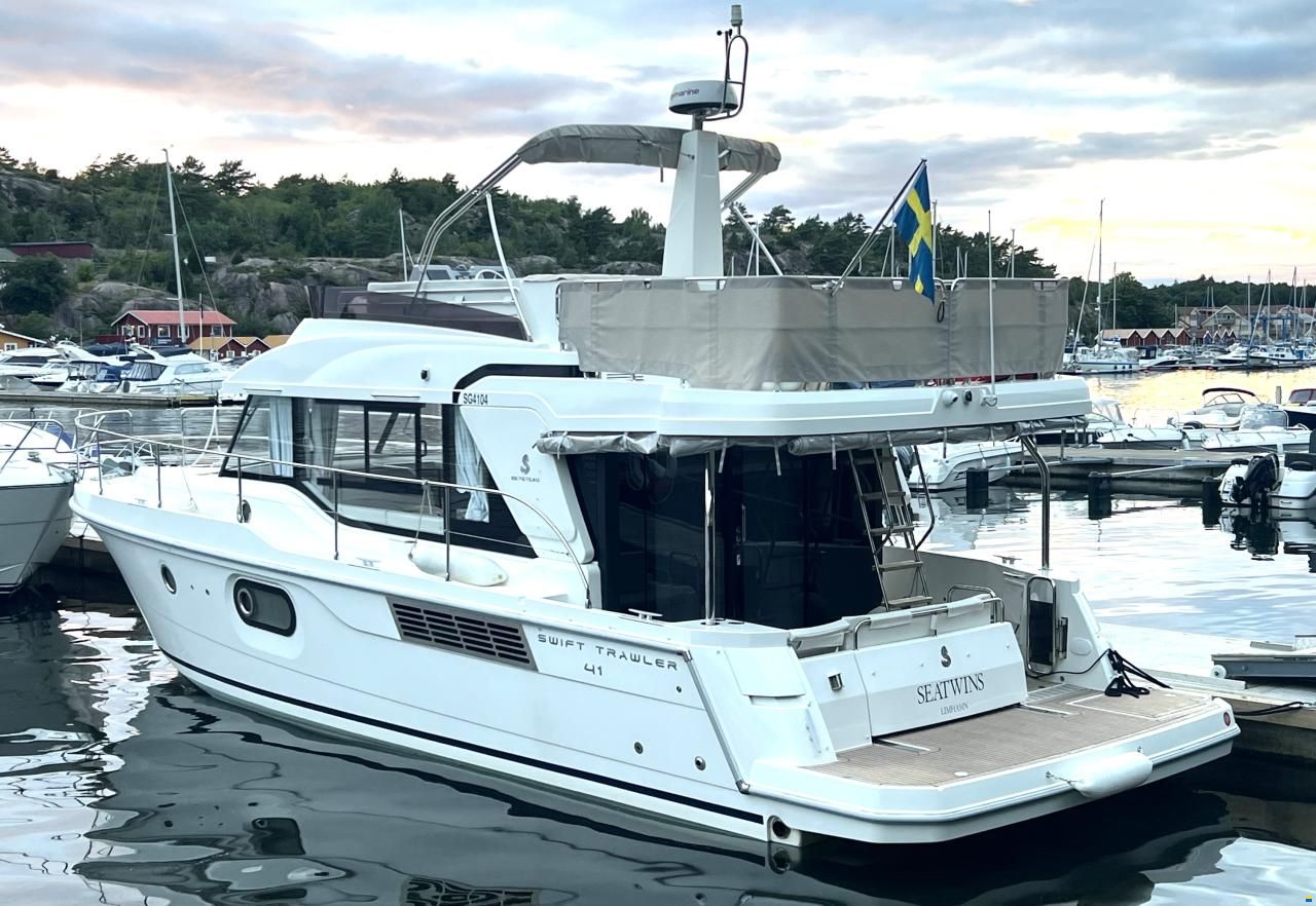 Beneteau Swift Trawler 41 Fly