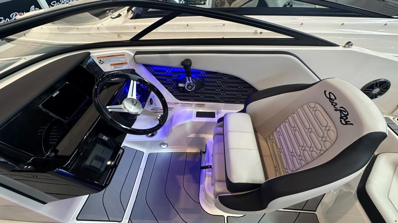 Sea Ray SPXE 190-