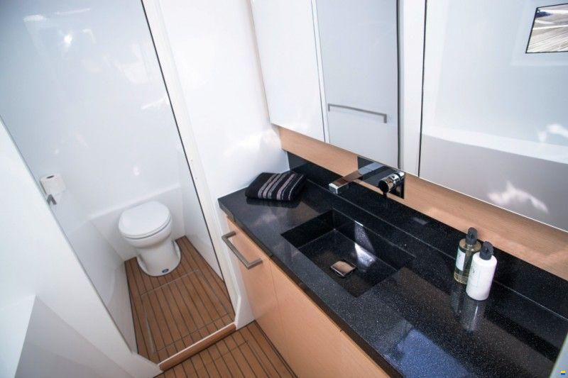 Broadblue Catamarans Rapier 550