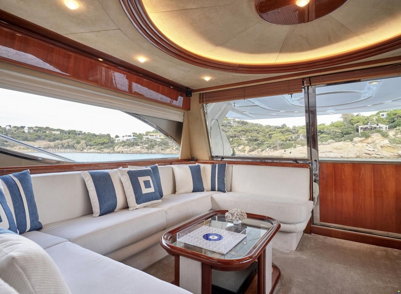 Ferretti 680