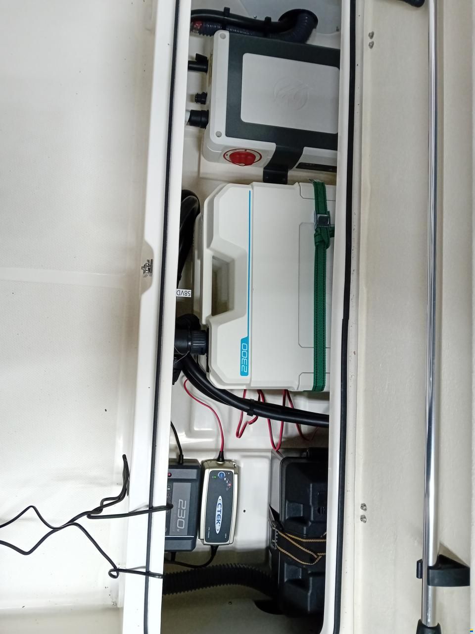 Quicksilver 455 Open + MOTEUR ELECTRIQUE Avator 35e