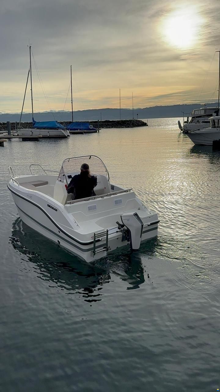 Quicksilver 455 Open + MOTEUR ELECTRIQUE Avator 35e