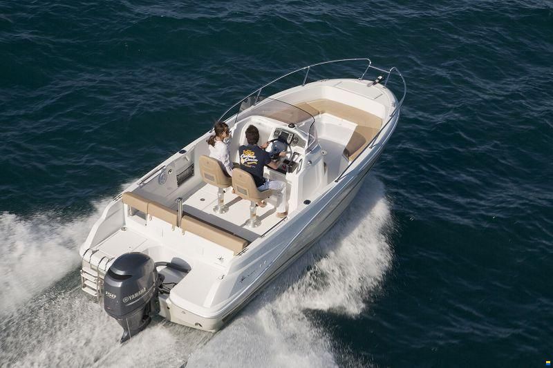Jeanneau CAP CAMARAT 5.5 CC