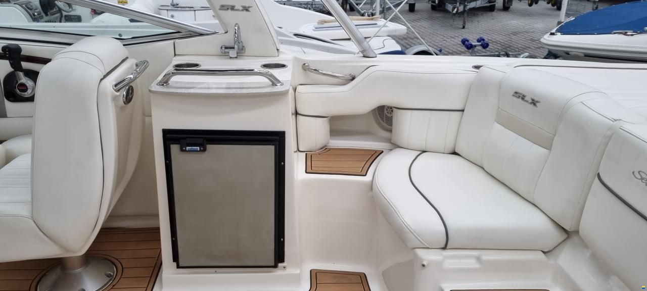 Sea Ray 250 SLX