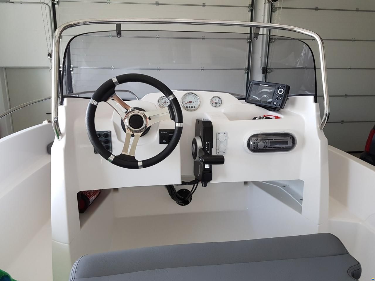M&D Boote MD 490 Open