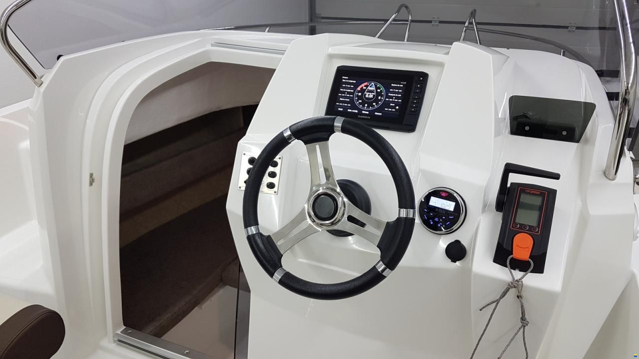 M&D Boote MD 565 Sundeck