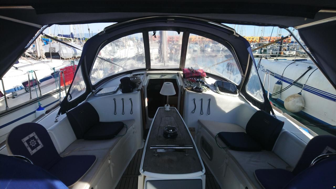 Beneteau Oceanis 43