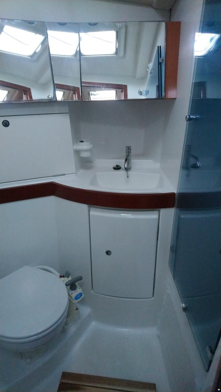 Beneteau Oceanis 43