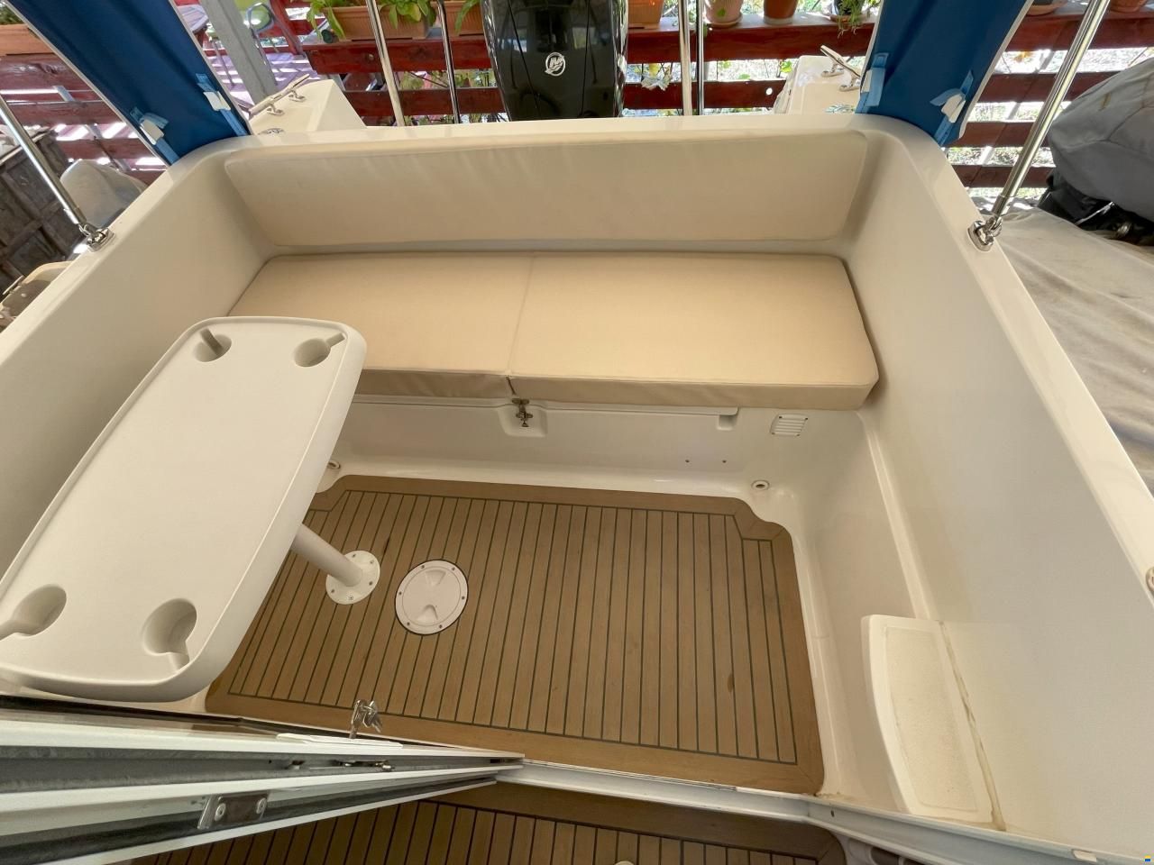 Romcraft -650 cabin