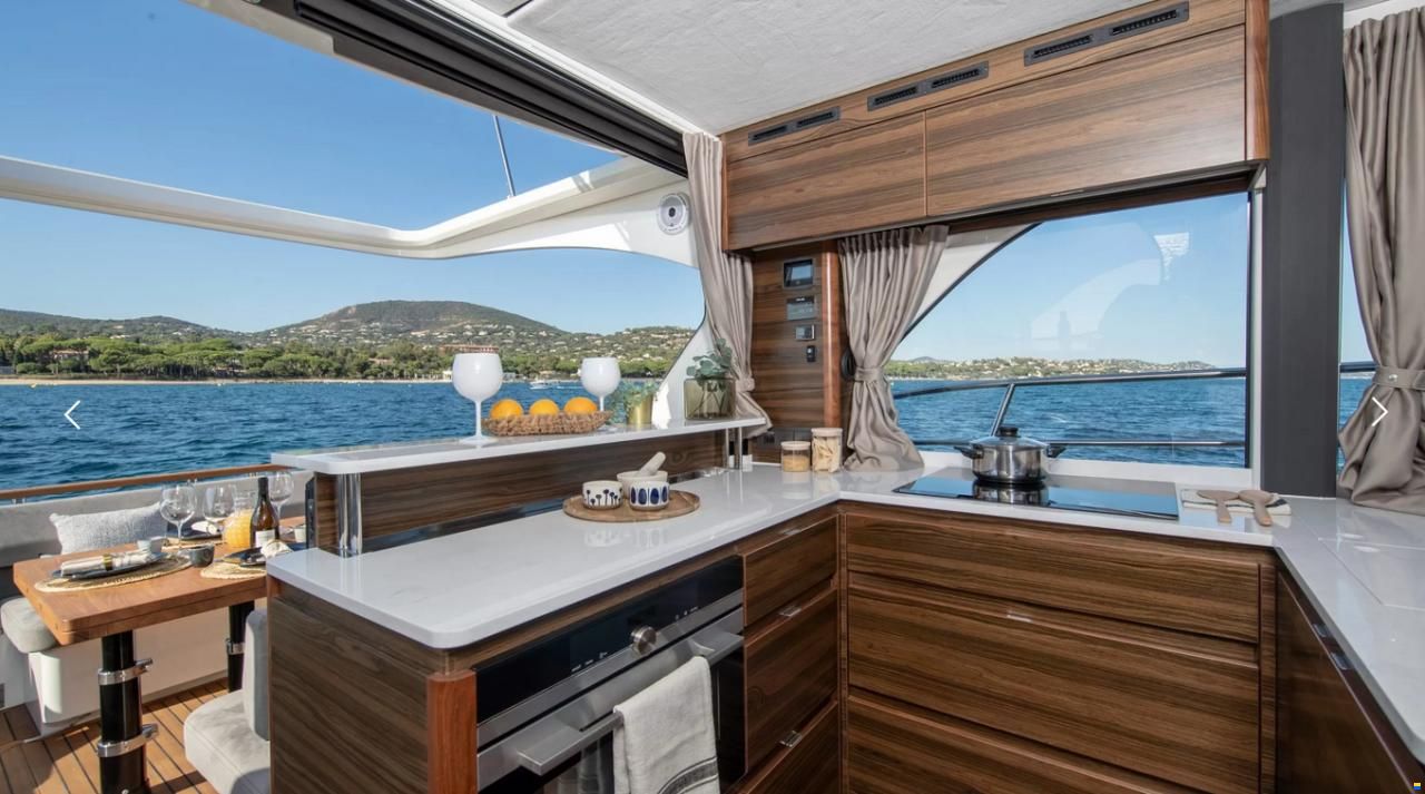 Marex 440 Gormet Cruiser