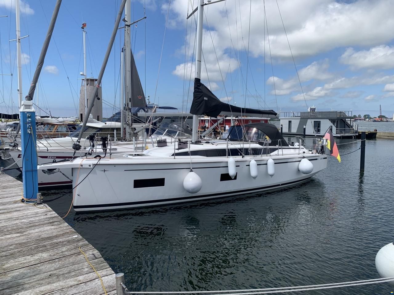 Bavaria C38