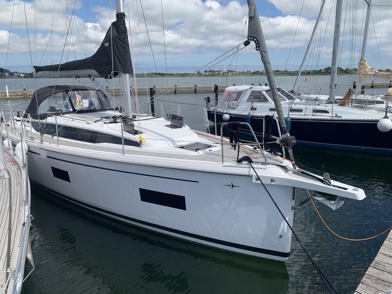 Bavaria C38