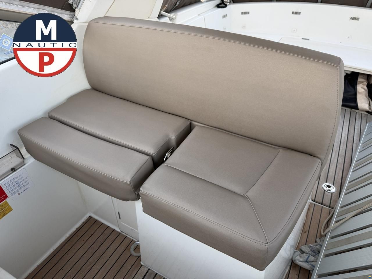 Jeanneau LEADER 8