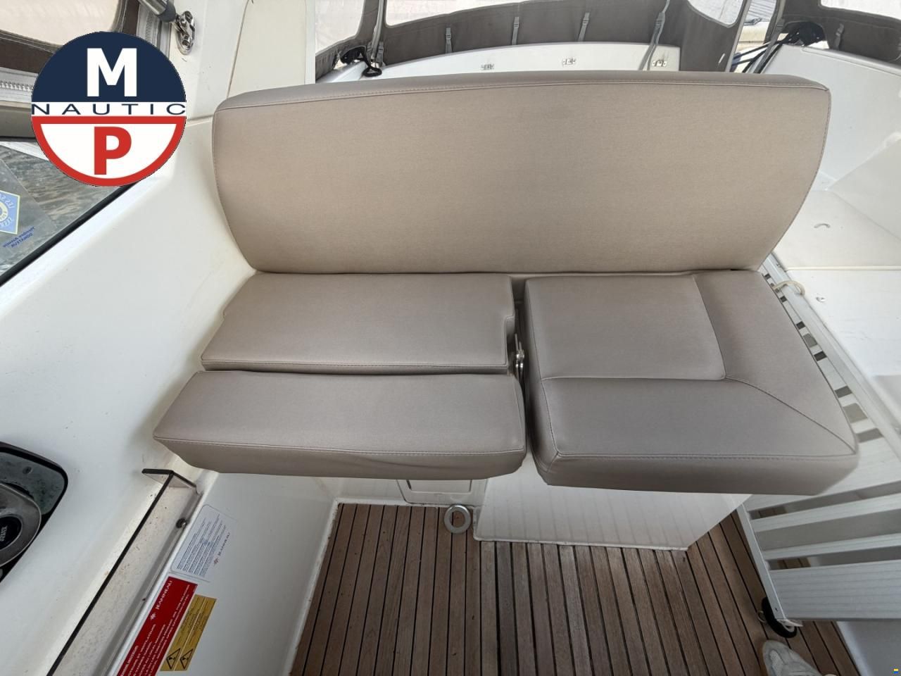 Jeanneau LEADER 8