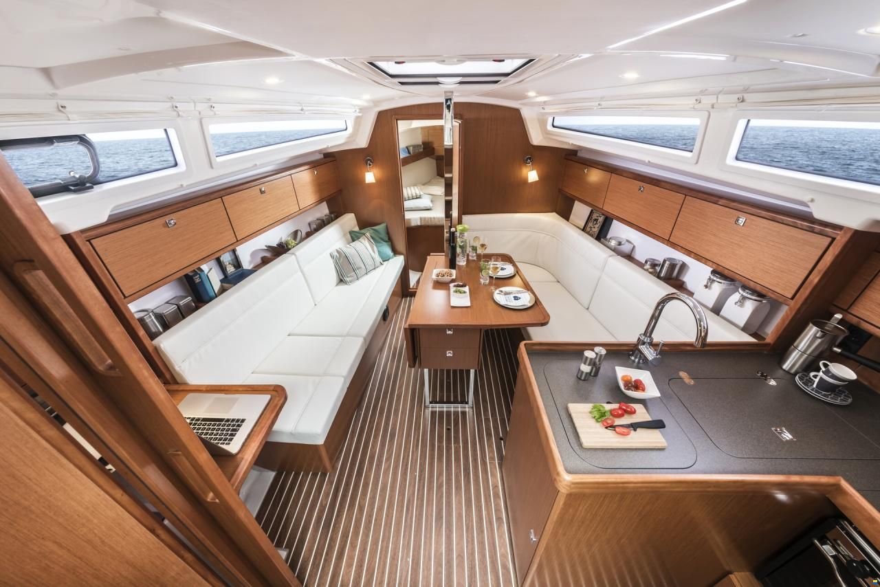 Bavaria Cruiser 34