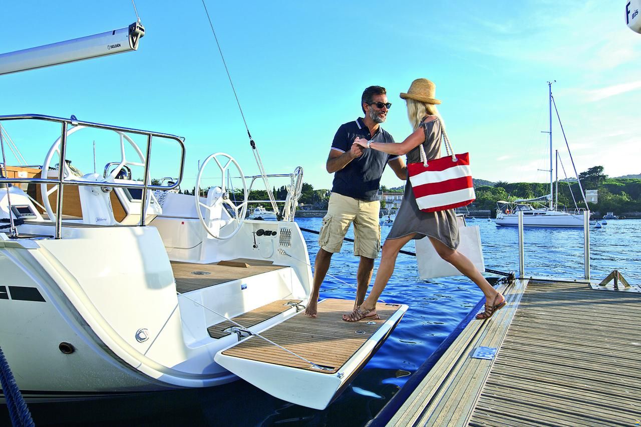 Bavaria Cruiser 37