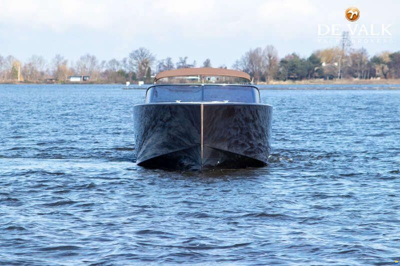 VanDutch 40