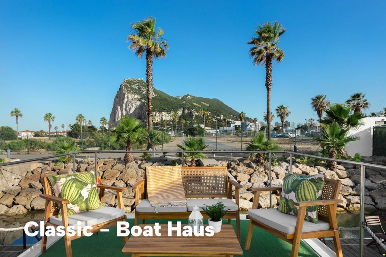 Boat Haus Mediterranean 8x3 Classic Hous