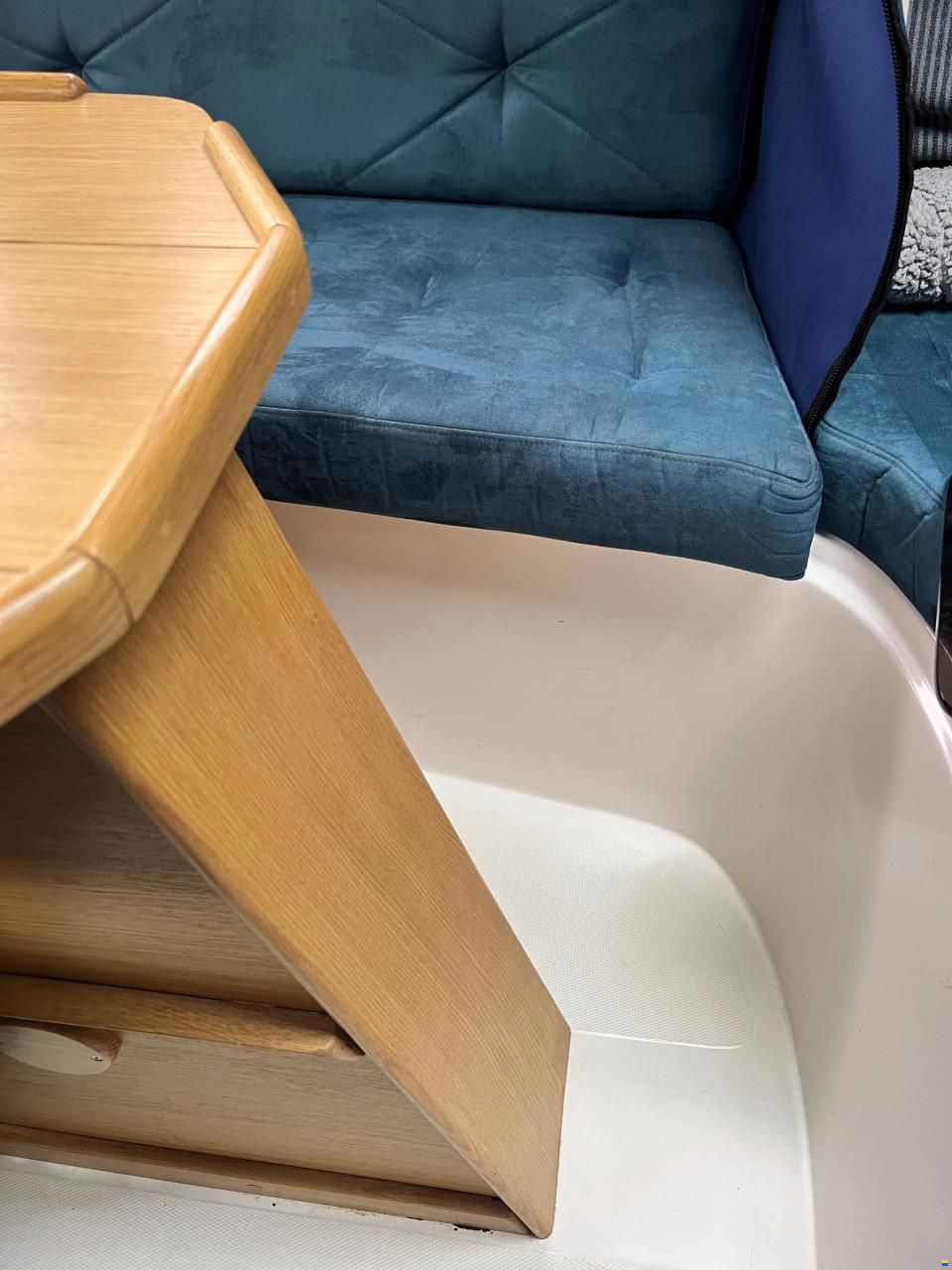 Imexus 28 Powersailer
