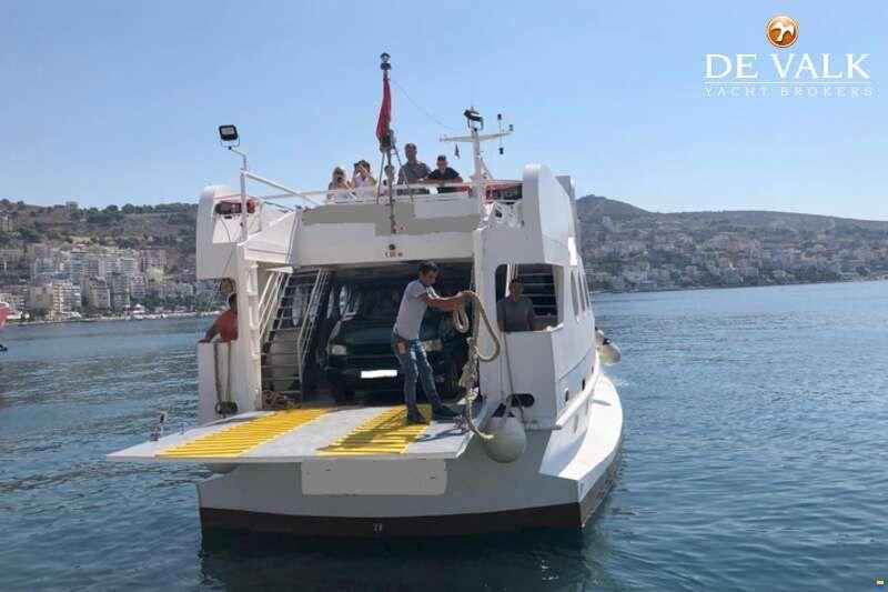 CAR/PASSENGERS FERRY 33