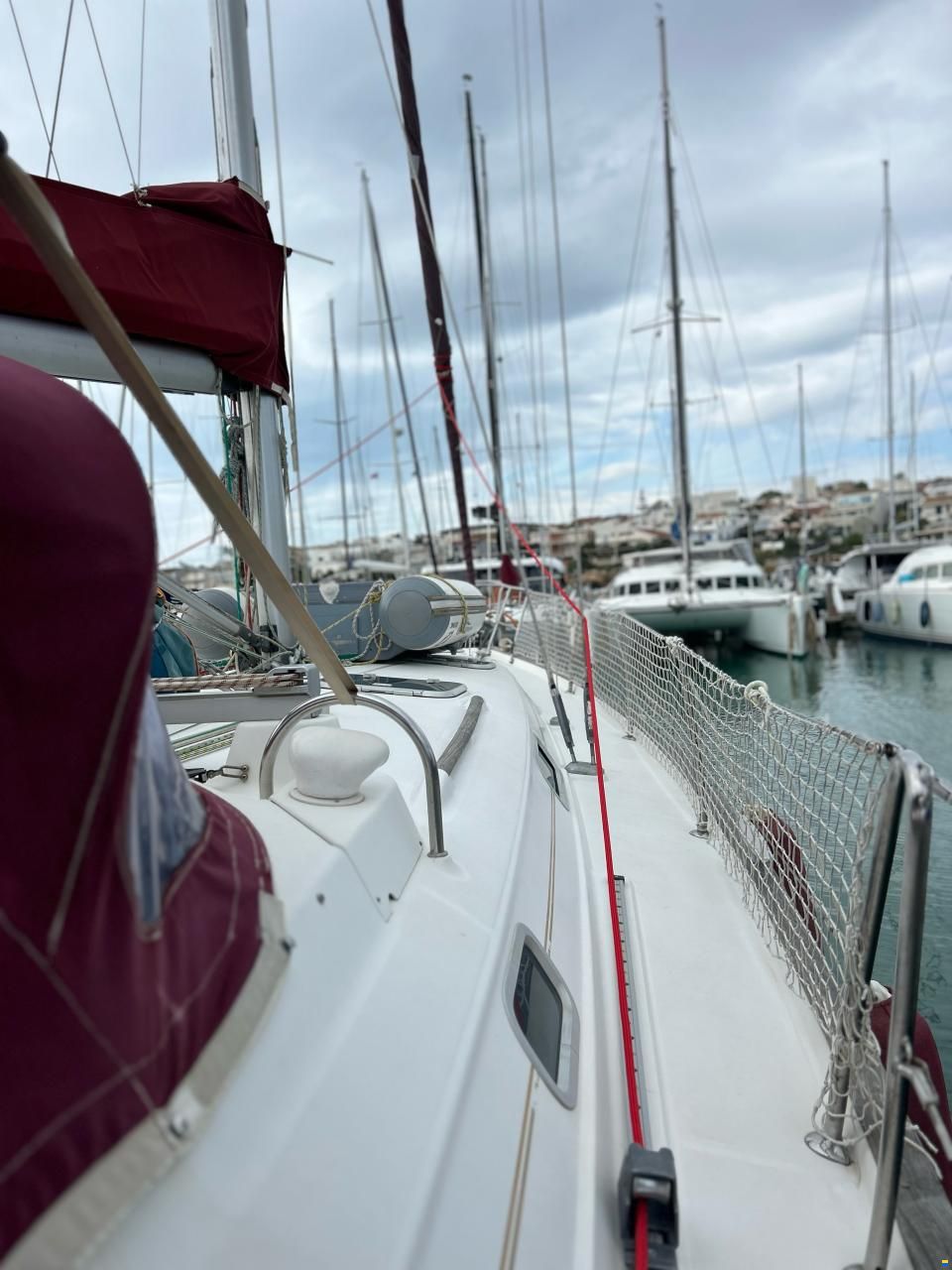 Beneteau Oceanis Clipper 411