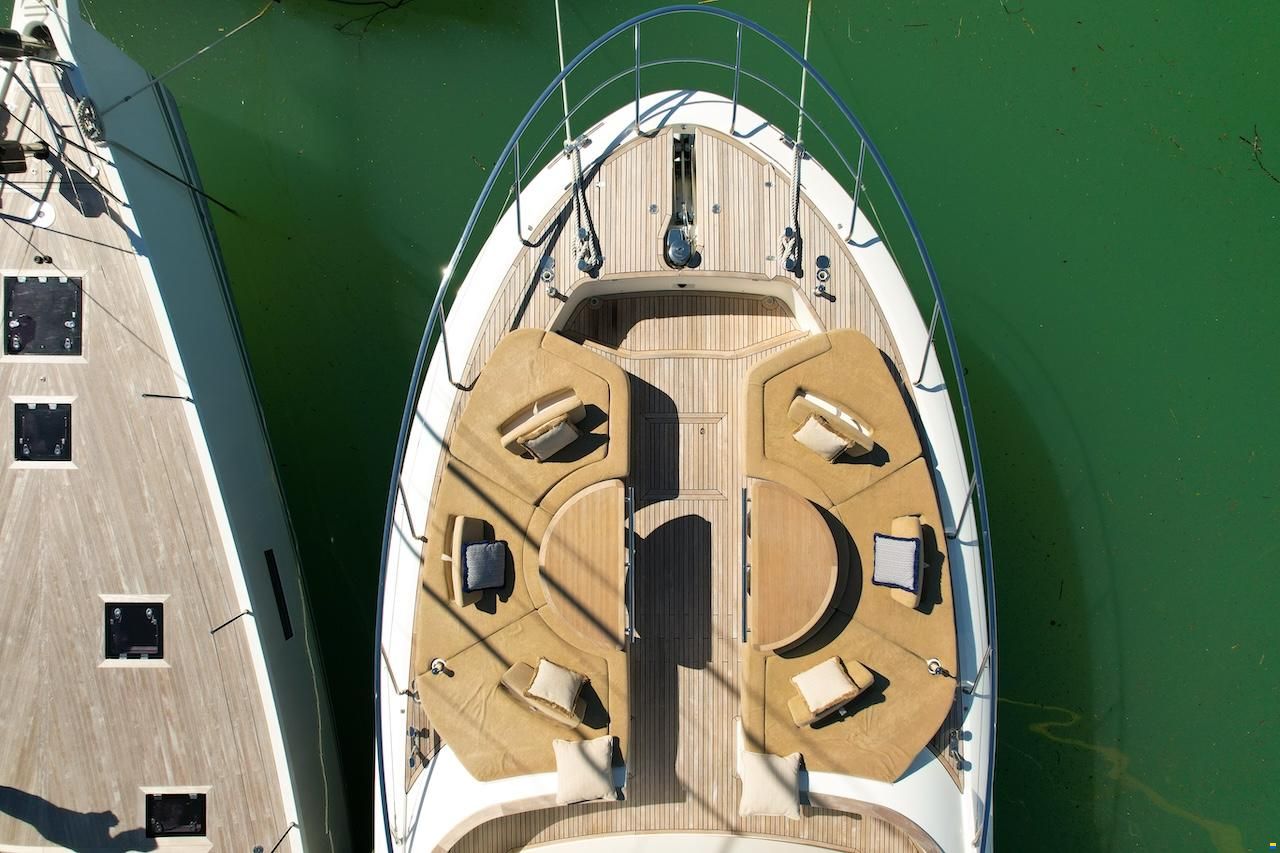 Monte Carlo Yachts 70