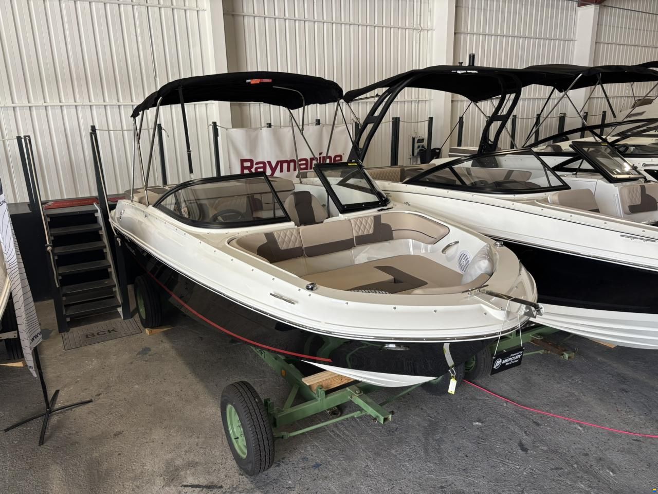 Bayliner VR4
