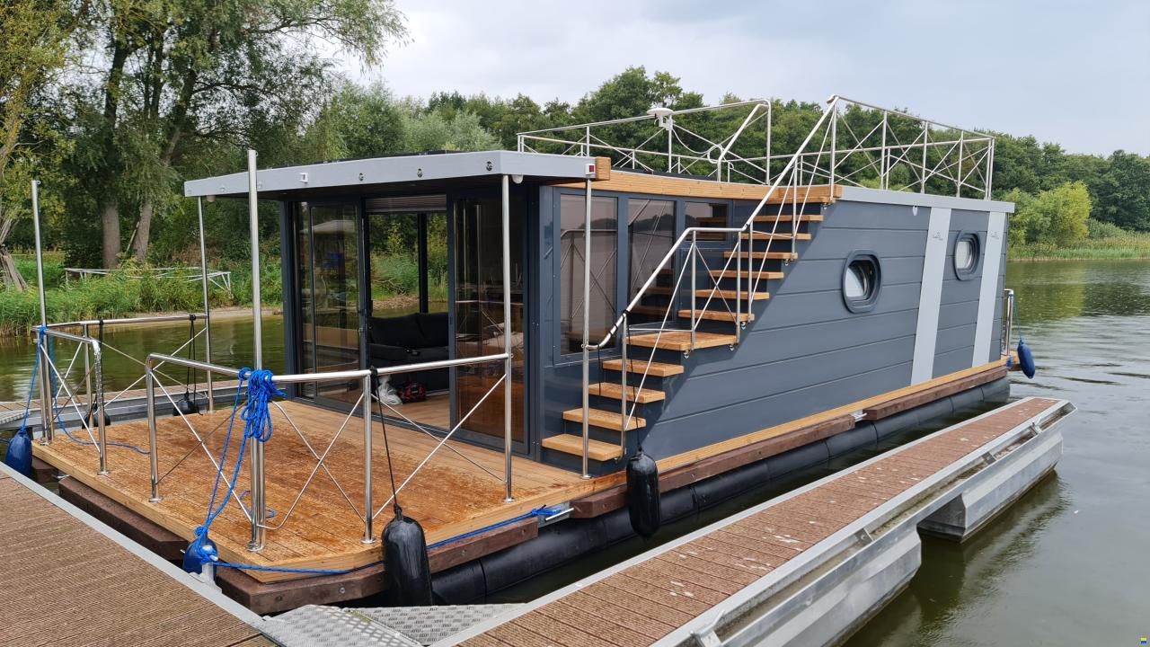 CampiBoat Campi 460 Ihr schwimmendes Zuhause Sauna