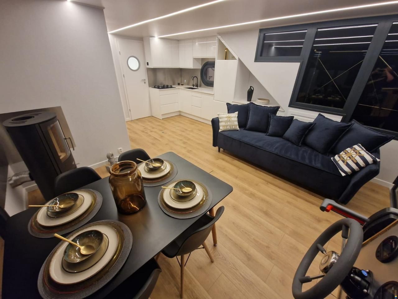 CampiBoat Campi 460 Ihr schwimmendes Zuhause Sauna