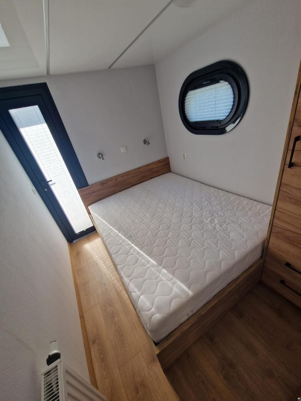CampiBoat Campi 460 Ihr schwimmendes Zuhause Sauna