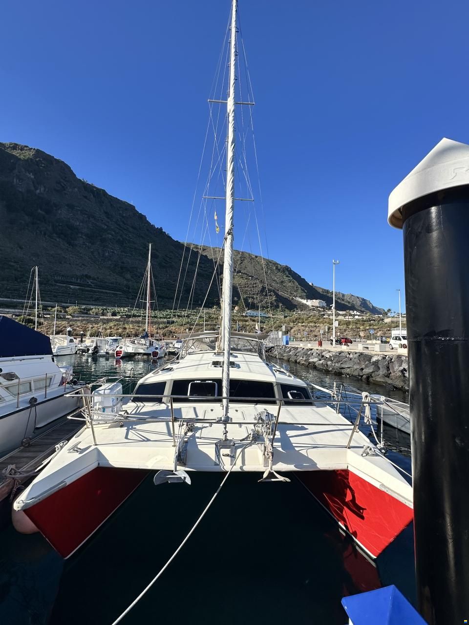 Prout Snowgoose 37