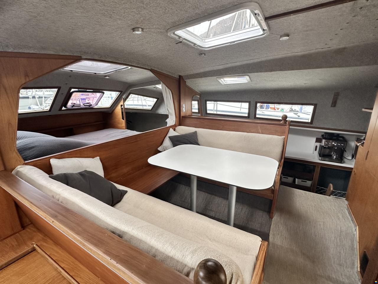 Prout Snowgoose 37