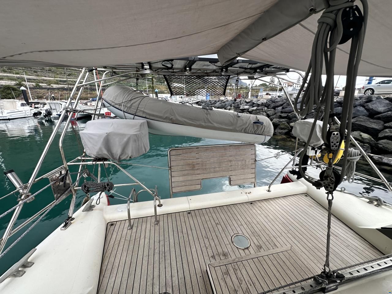 Prout Snowgoose 37