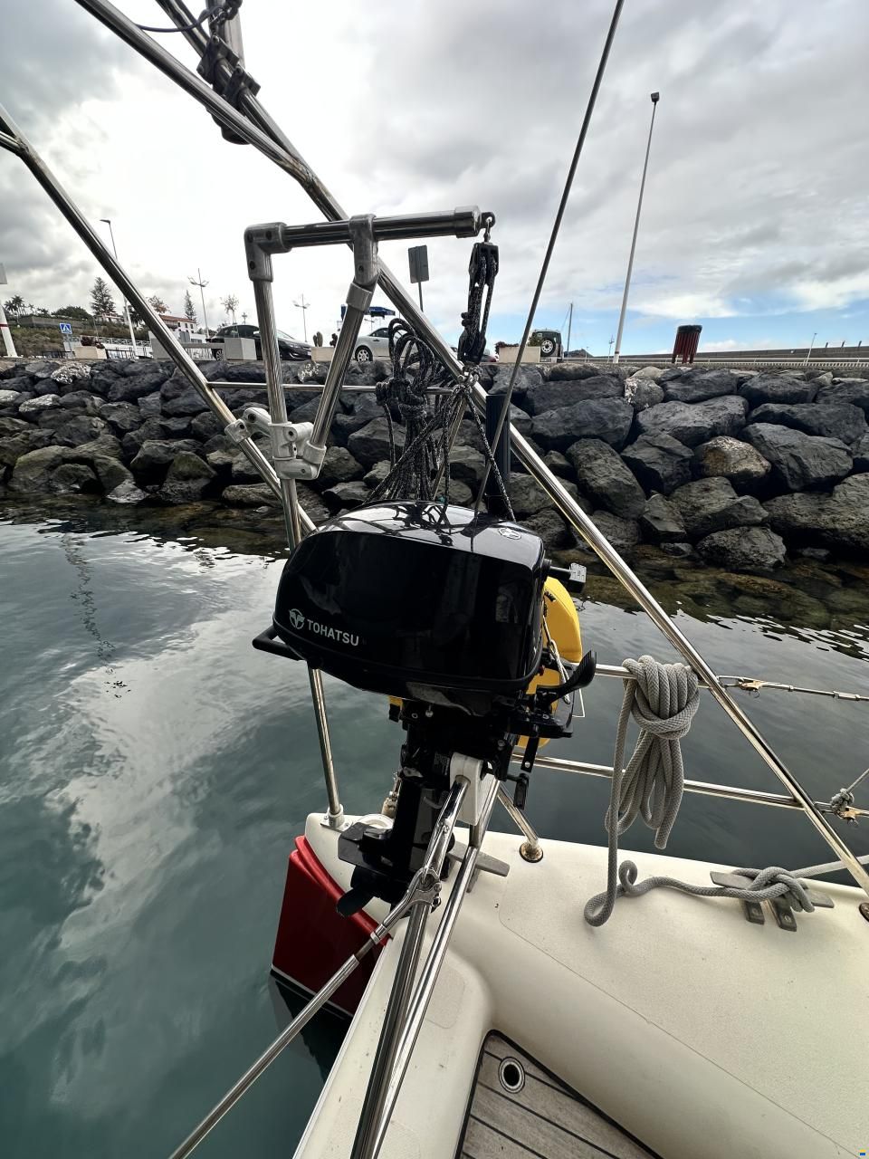 Prout Snowgoose 37