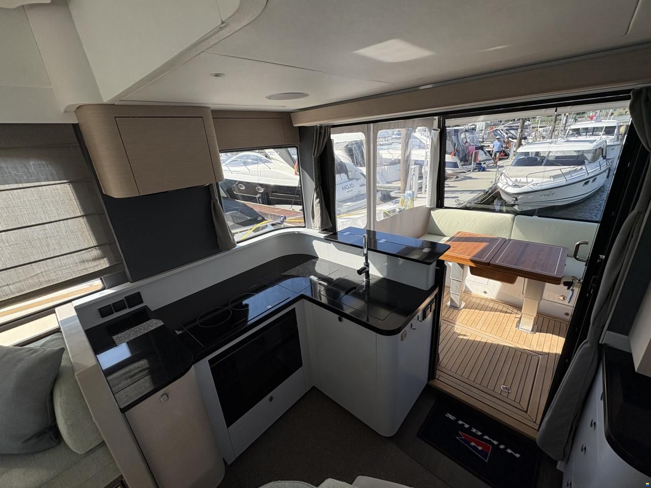 Nimbus 495 Flybridge