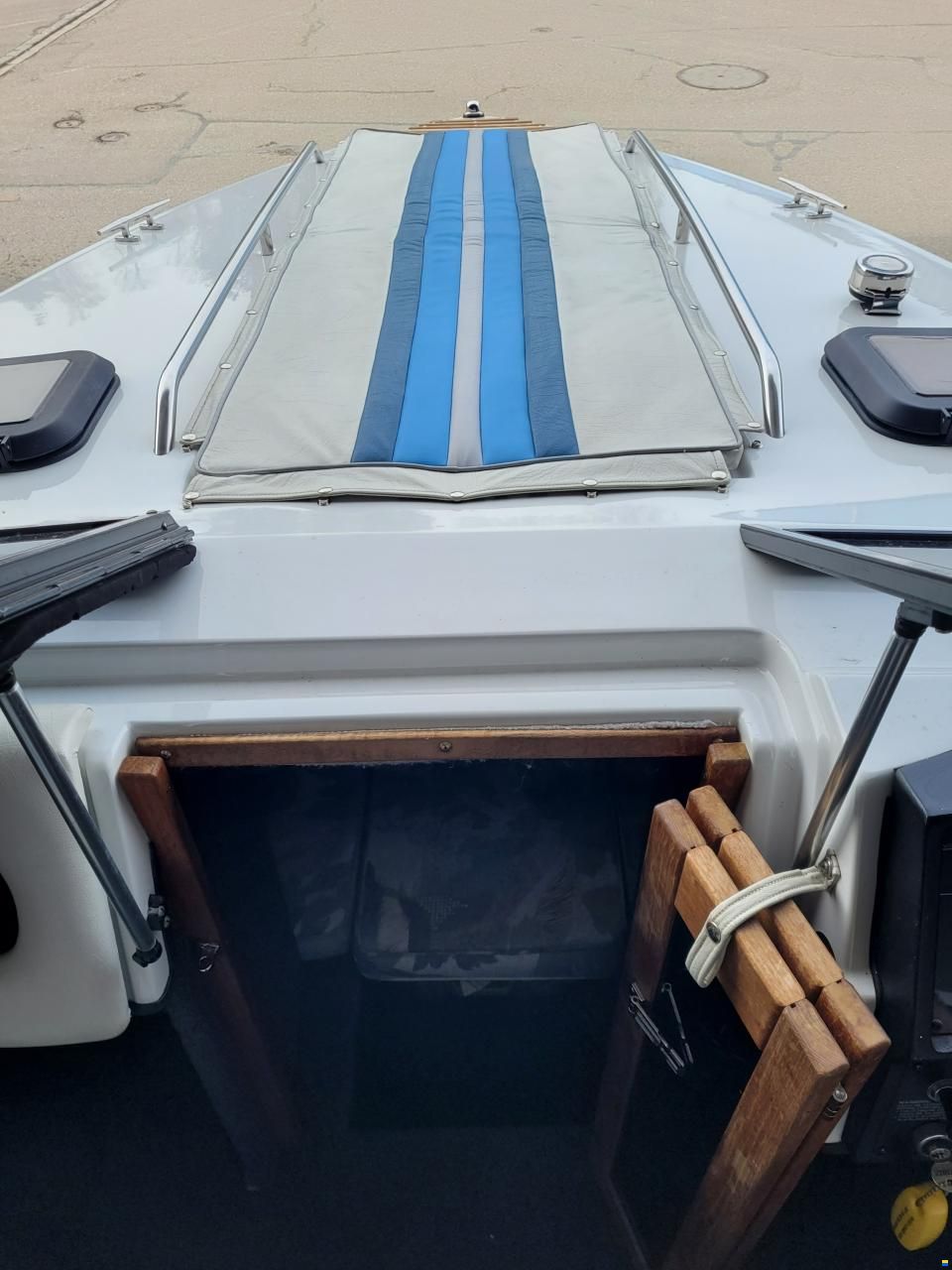 Invader V 204