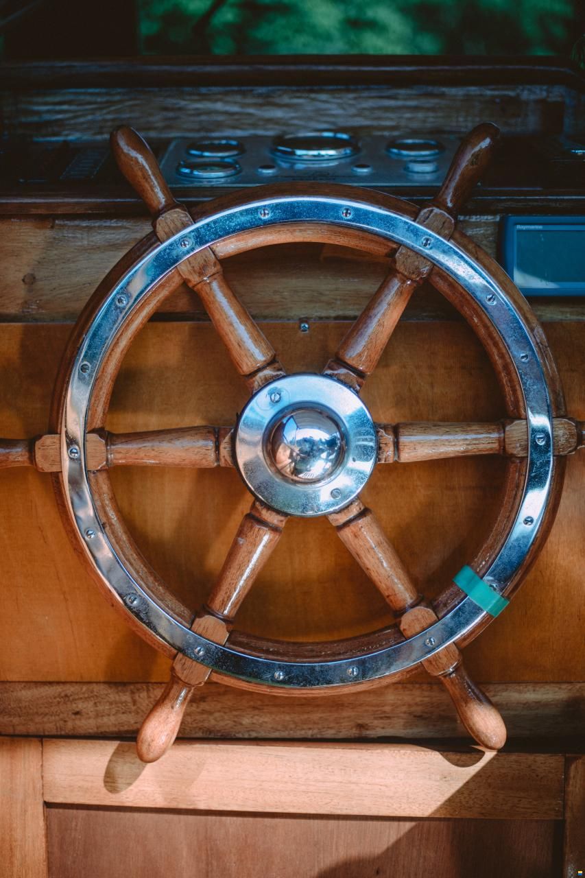 Cammenga Zeitlose Motoryacht