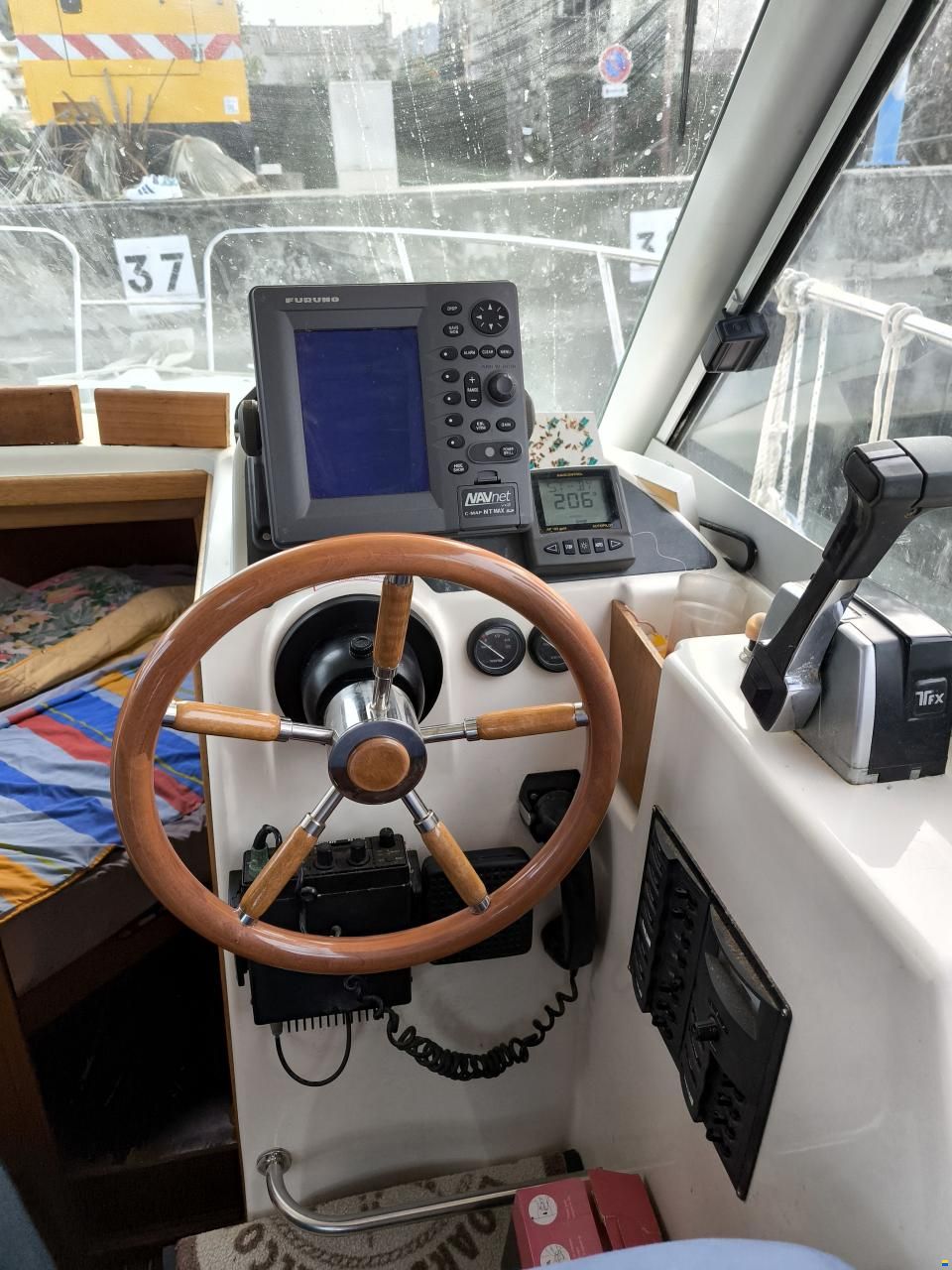 Ocqueteau 815