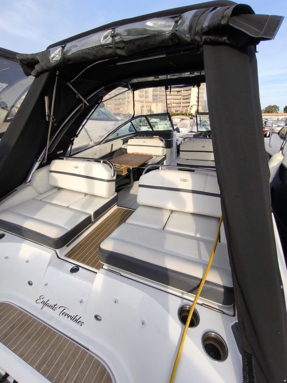 REGAL MARINE 2800 BOWRIDER