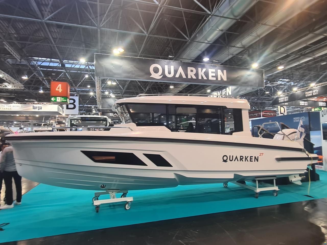 Quarken 27 Cabine