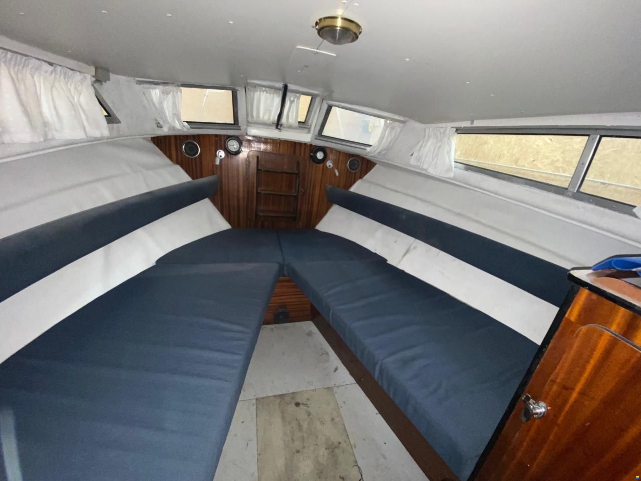 Framboat 25