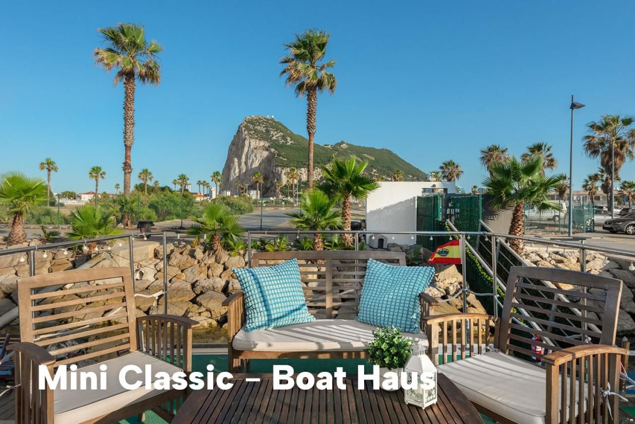 Boat Haus Mediterranean 6x3 Classic Hous