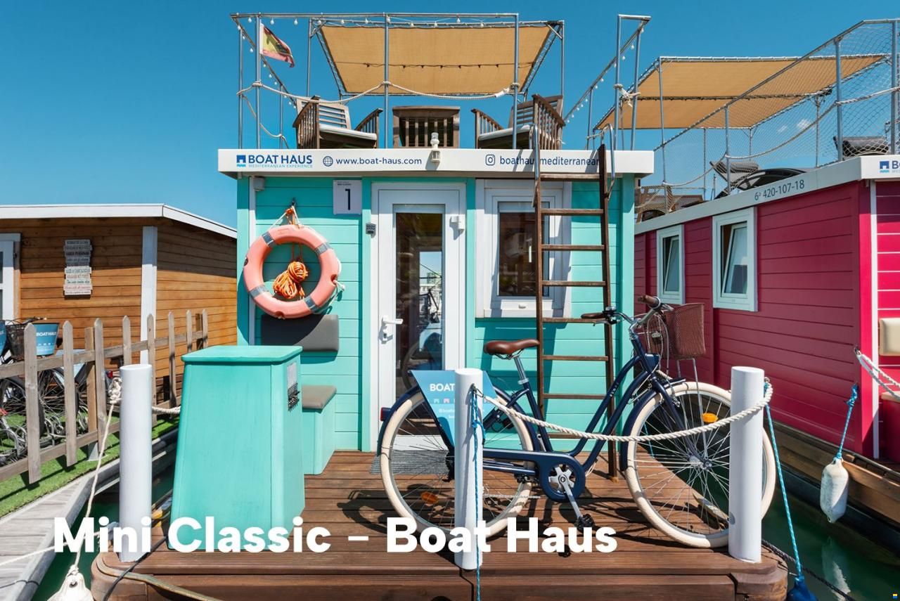 Boat Haus Mediterranean 6x3 Classic Hous