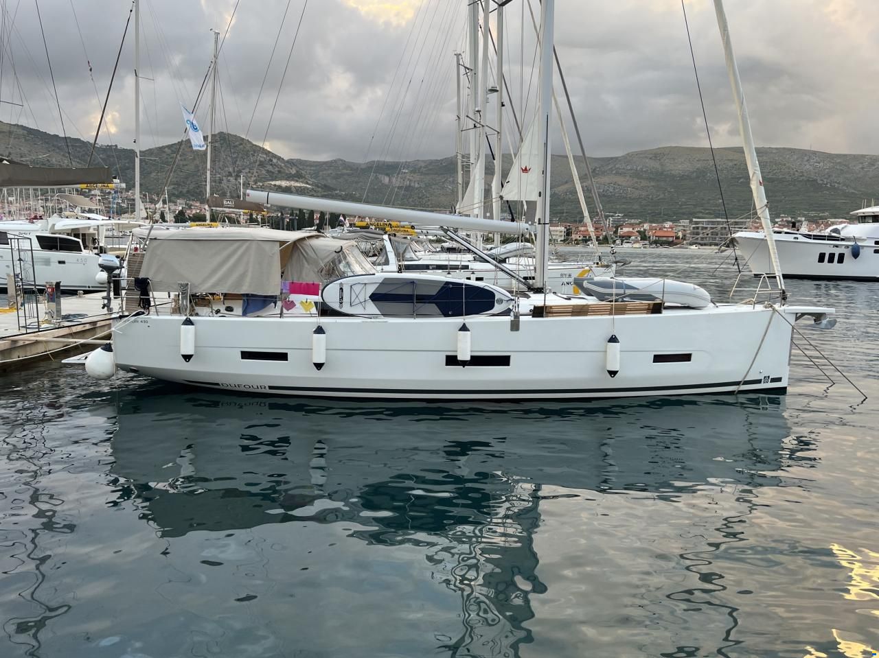 Dufour 430 Grand Large