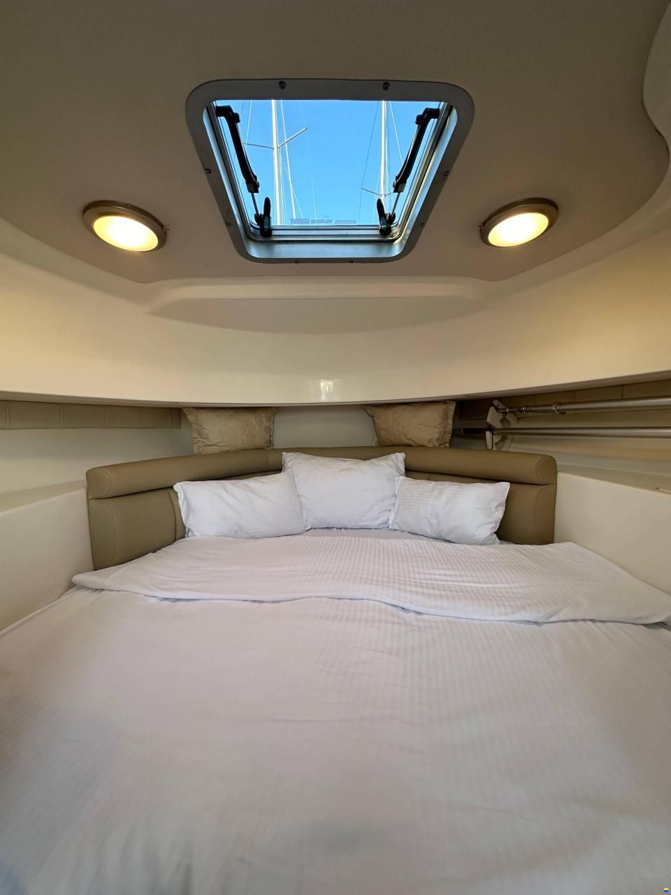 Boston Whaler 305 Conquest