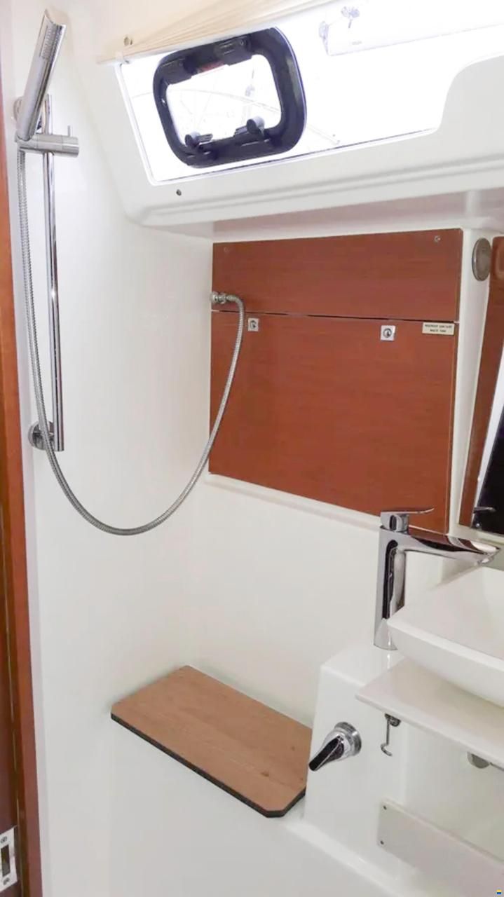 Dufour 430 Grand Large