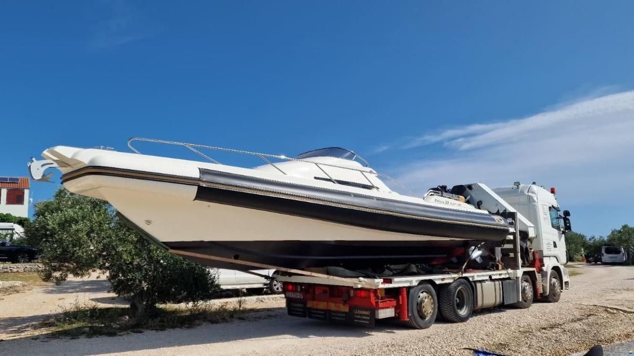 Nuova Jolly Prince 33 Sport Cabin