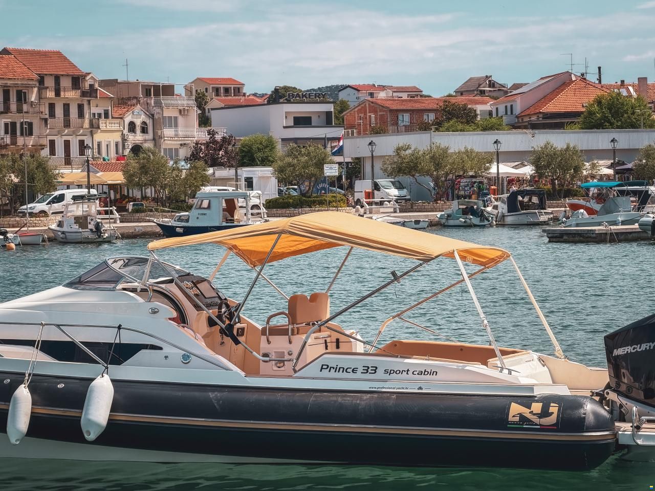 Nuova Jolly Prince 33 Sport Cabin