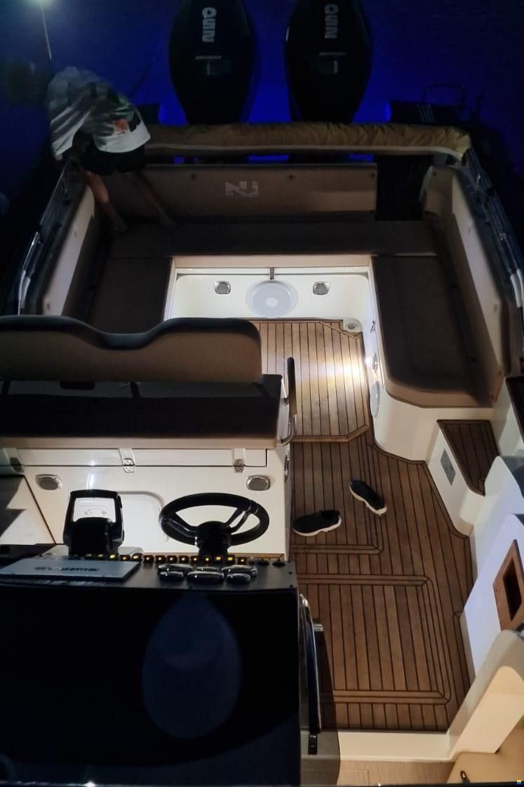 Nuova Jolly Prince 33 Sport Cabin