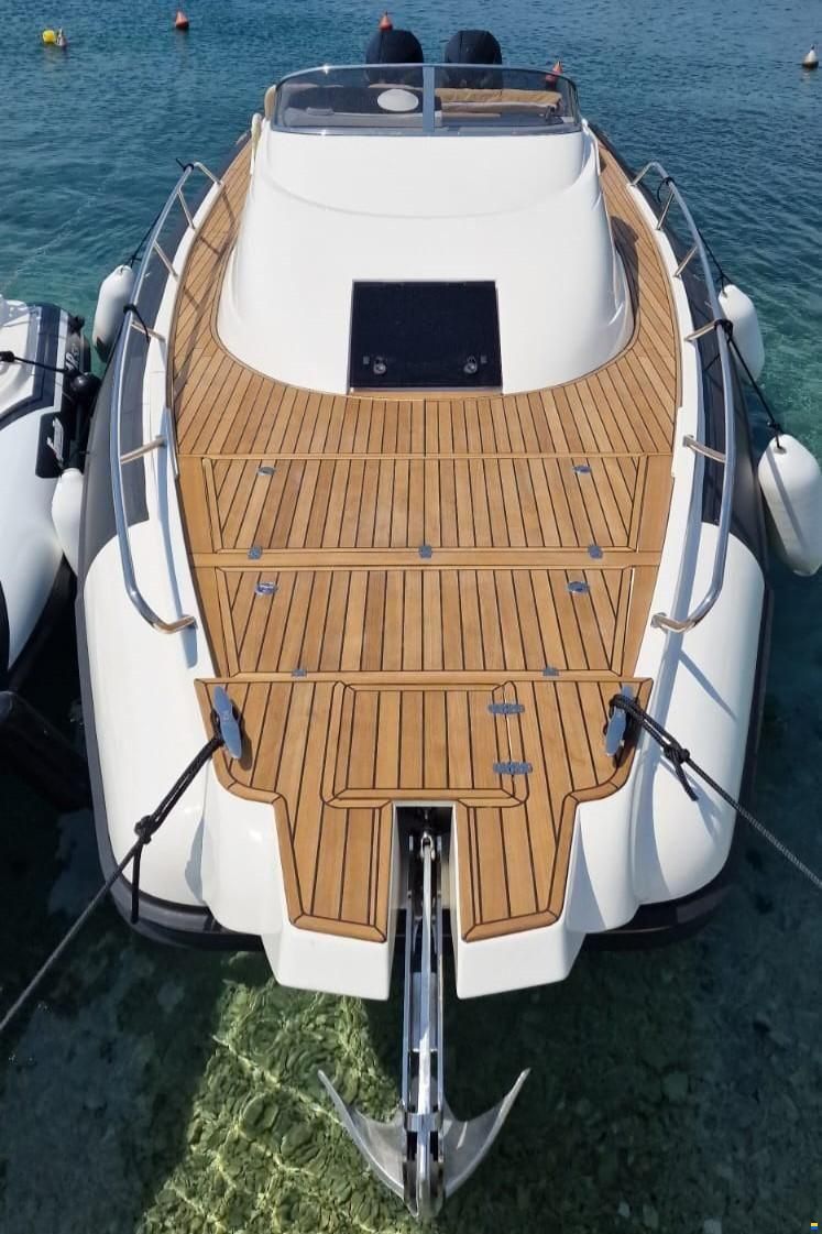 Nuova Jolly Prince 33 Sport Cabin